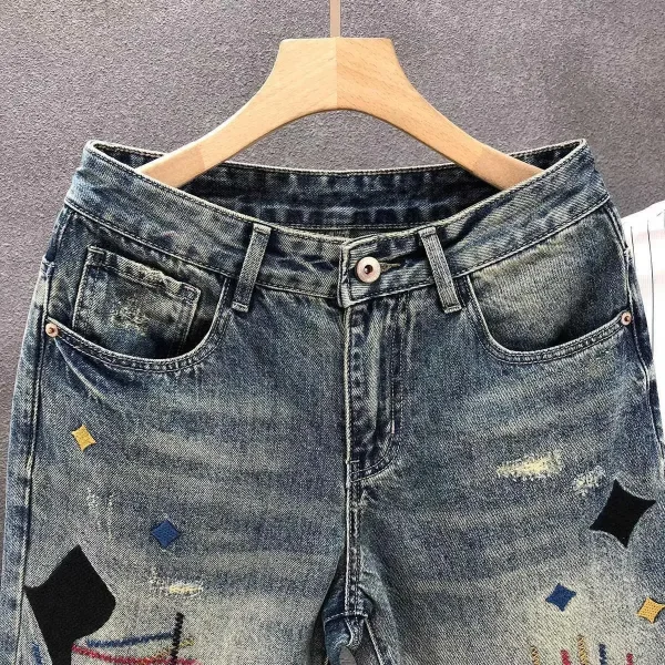 Four Seasons Men’s New Fashion American High Street Loose Washed Light Blue Jeans Pants Casual Trendy Printed Denim Trousers - Image 4